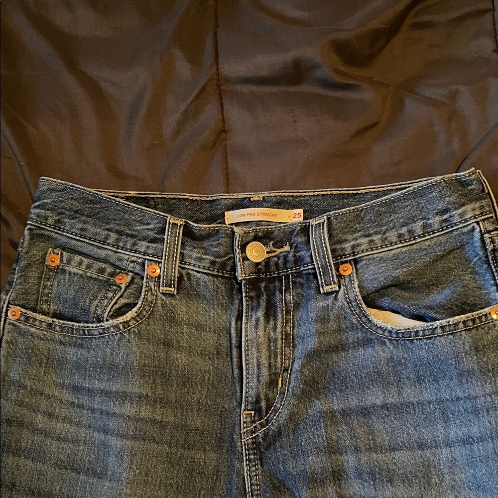 Women’s Blue Jeans